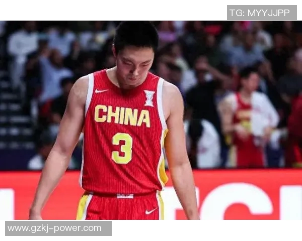 余嘉豪:从青涩少年到篮球场上的璀璨明星之路揭秘 余嘉豪:从青涩少年到篮球场上的璀璨明星之路揭秘